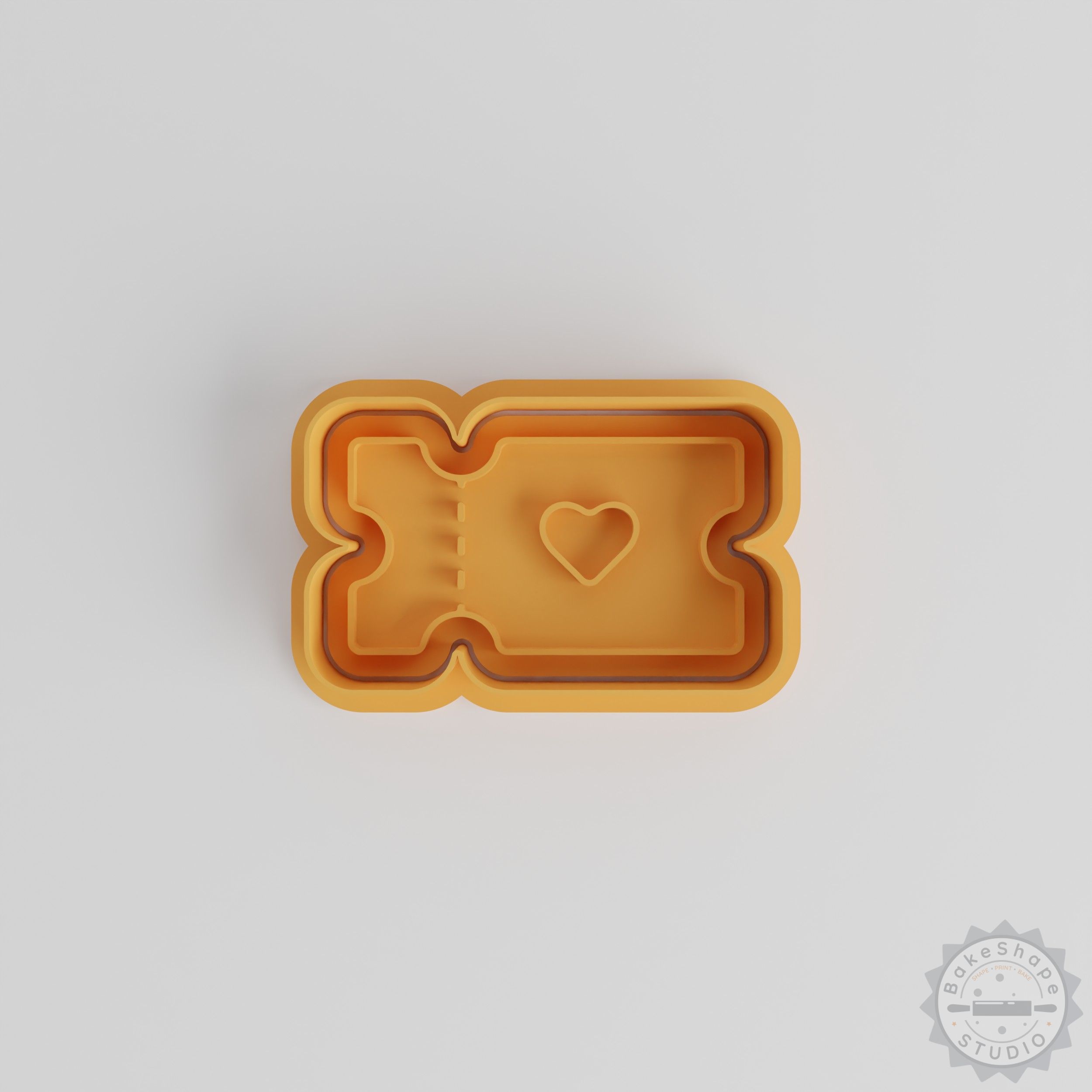 Heart Voucher with Cookie Cutter Set, 6-Piece S/M/L Heart Shapes, Gift Card Included
